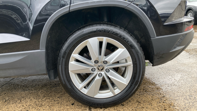 Skoda Karoq 1.5 TSI SE Drive 5dr DSG Petrol Estate